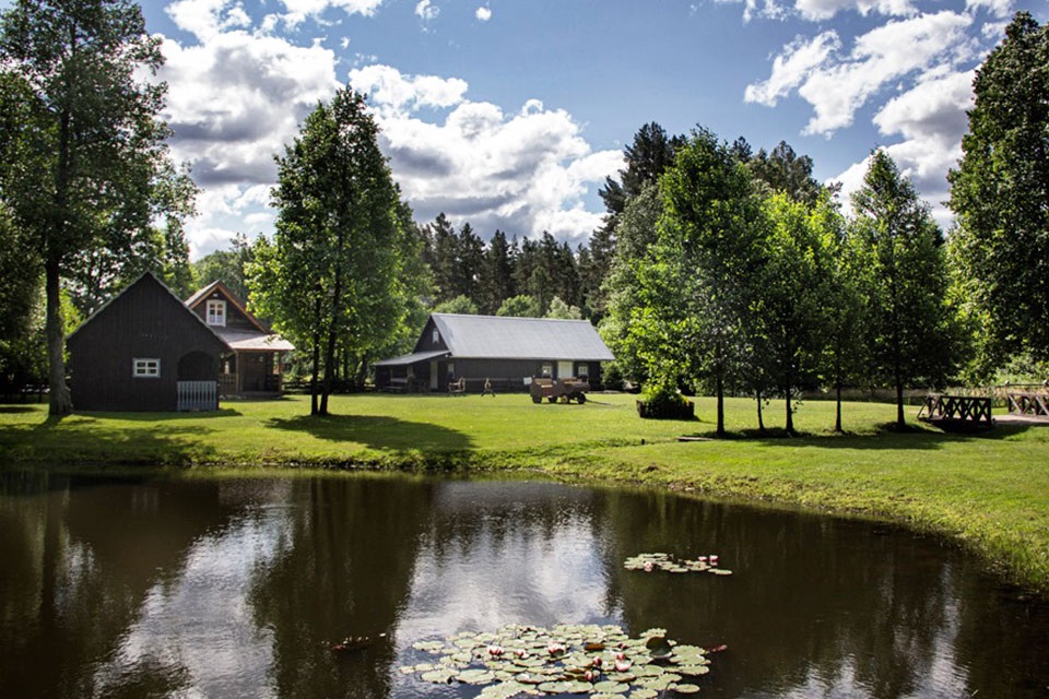 Ethnografisches Gehöft