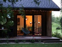 Litauen_Rajongemeinde_Elektrenai_Stilvolle-Ferienhausanlage_09