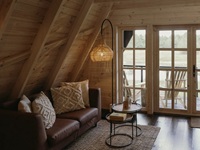 litauen-varena-baumhaus-wald-11